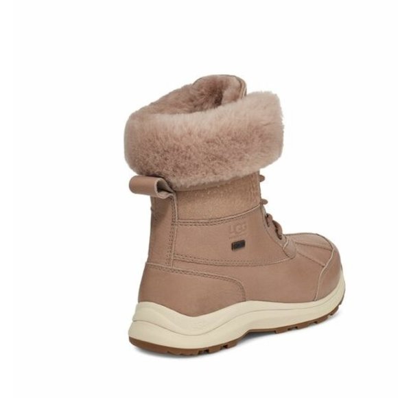 🎁 UGG Adirondack III Sparkle Spots Boot - Picture 2 of 11